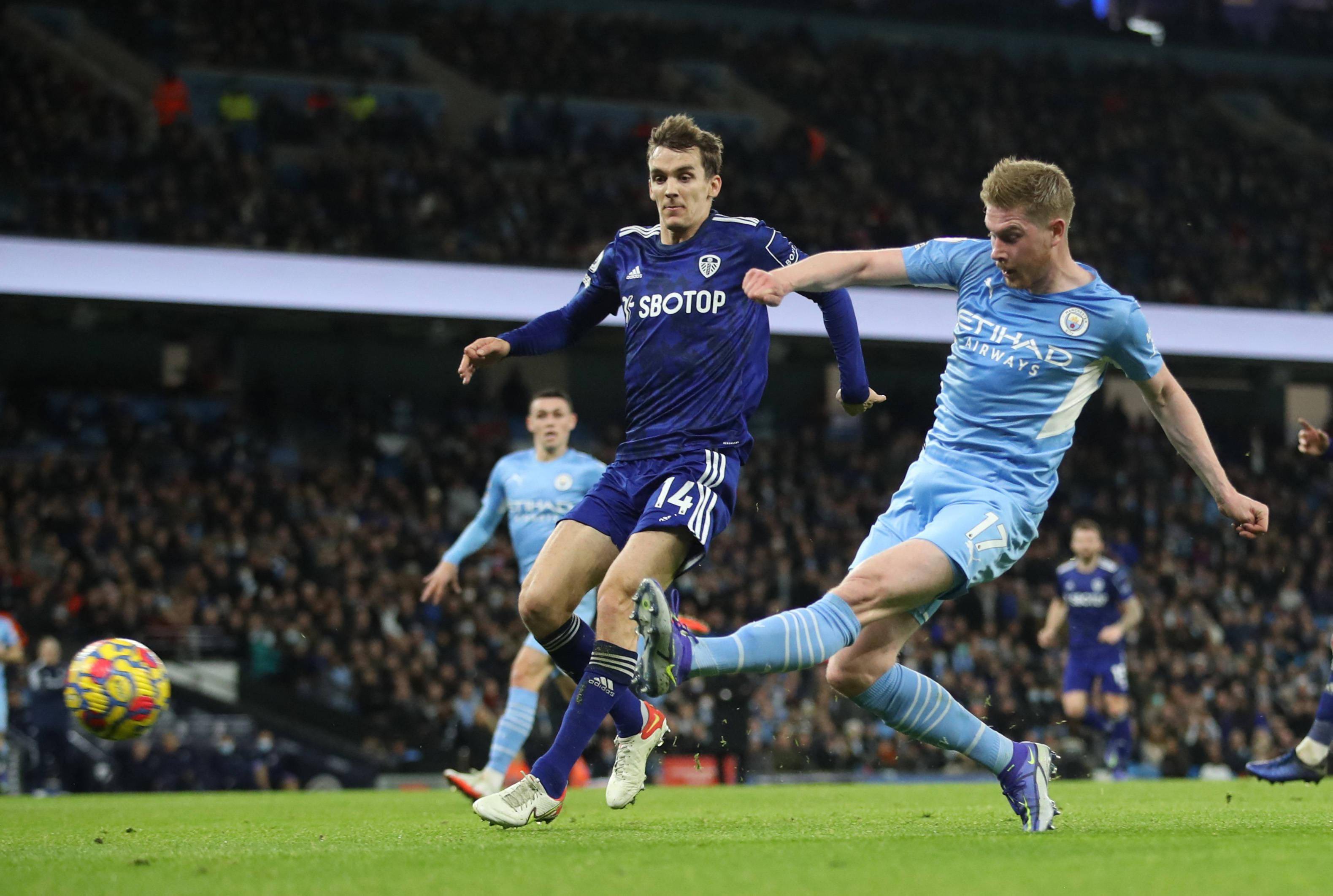 在日益紧逼 在日益紧逼