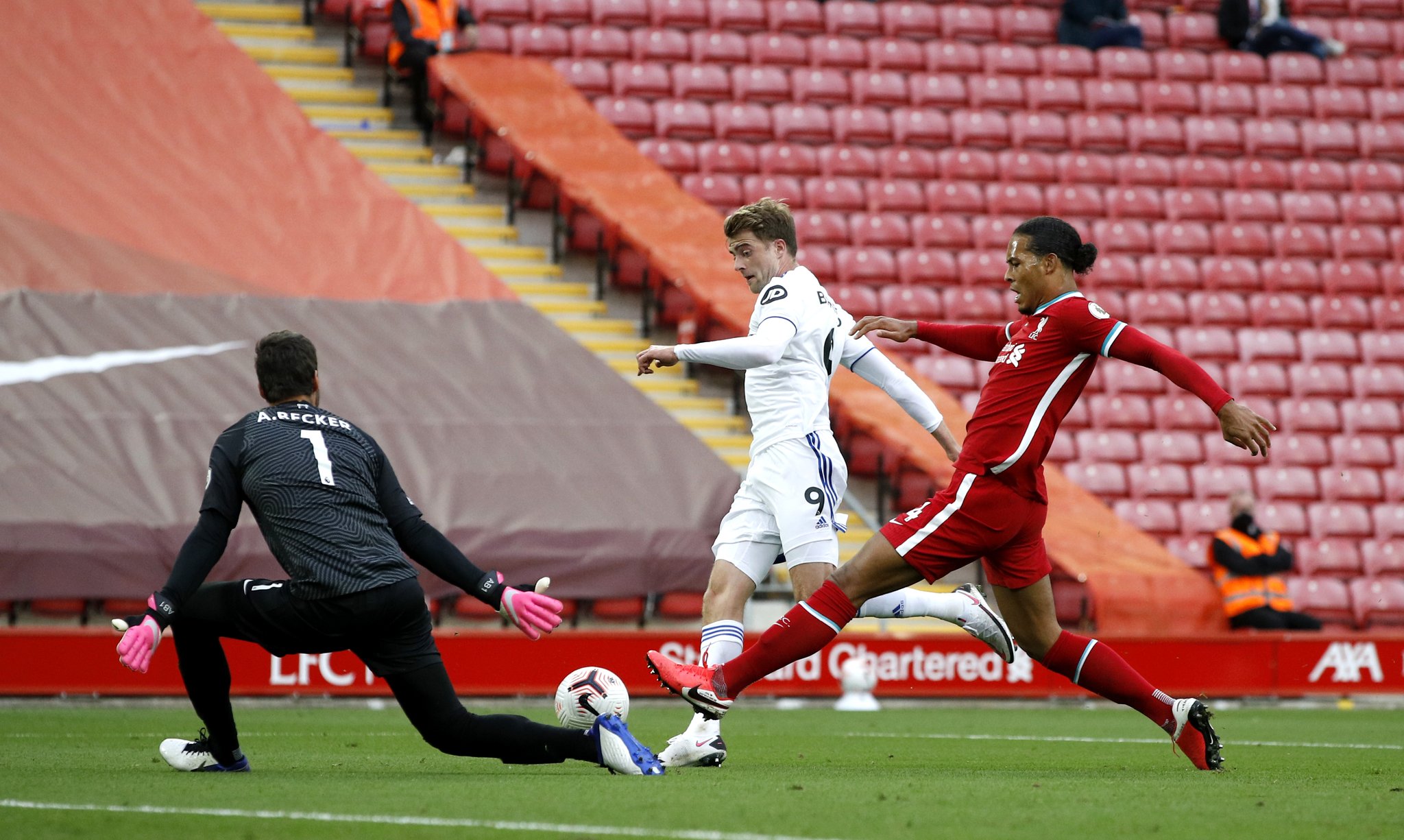 无论是武磊 无论是武磊